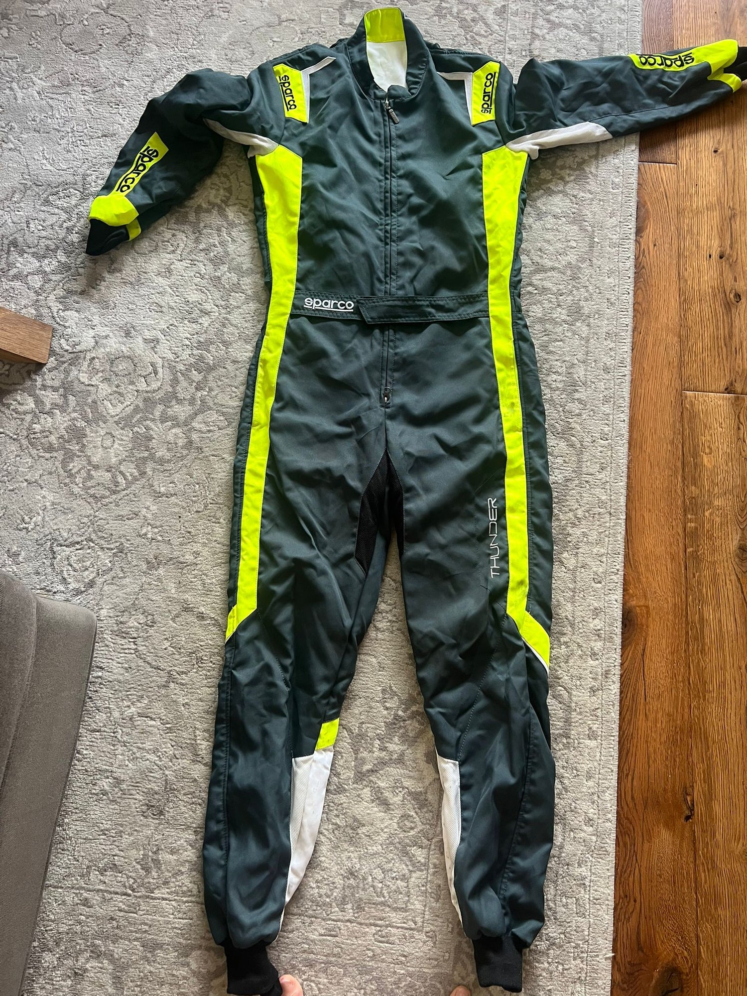 חליפת קארטינג - יד שנייה סקנד לאפ