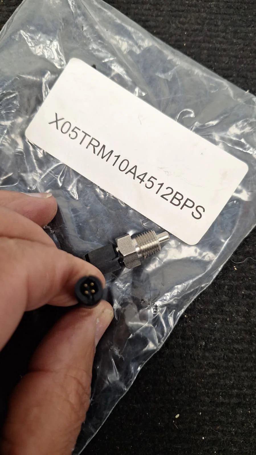 חיישן חום מים AIM - יד שנייה סקנד לאפ - SPARCO IL - MELAMED MOTOR SPORT